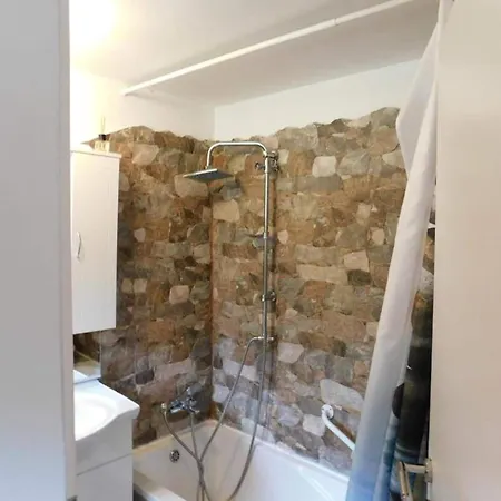Апартаменты Charming Kestenovi Dvori- 1 Bedroom A3 Opric